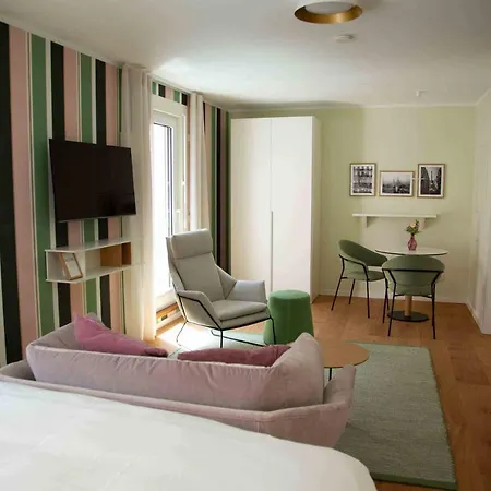 Aparthotel 21rooms *