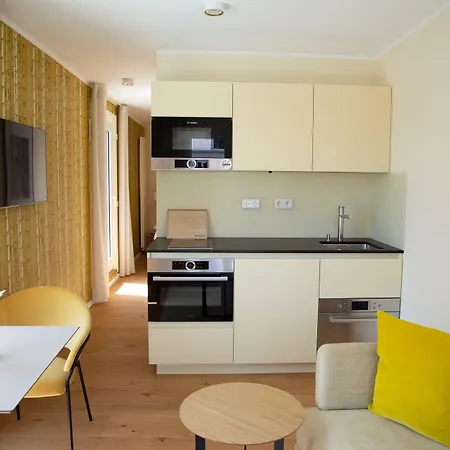 公寓式酒店 21rooms 4*