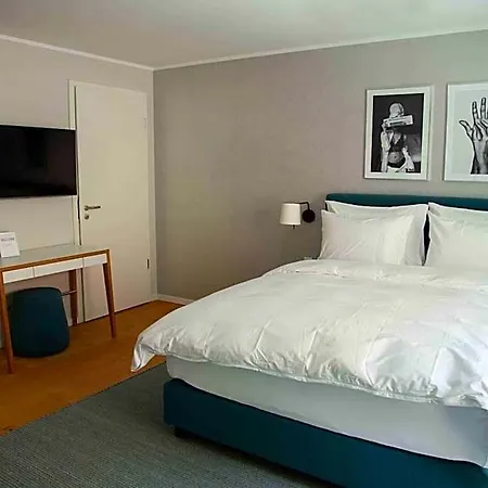 公寓式酒店 21rooms 4*